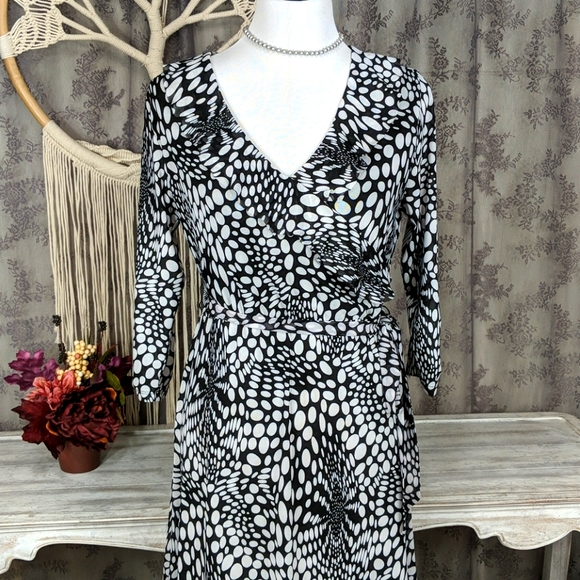 Robert Louis black white polka dot surplice dress - Picture 3 of 11